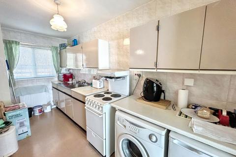 undefined, St. Lawrence Court, Byker, Newcastle upon Tyne, Tyne and Wear, NE6 2NR
