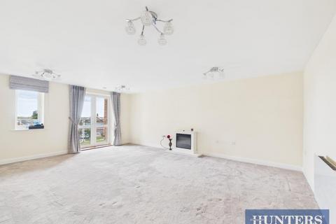 2 bedroom apartment for sale, Molescroft Road, Beverley, HU17 7FQ