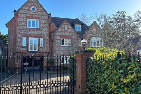2 bedroom maisonette for sale, Florence Court, Salisbury SP2