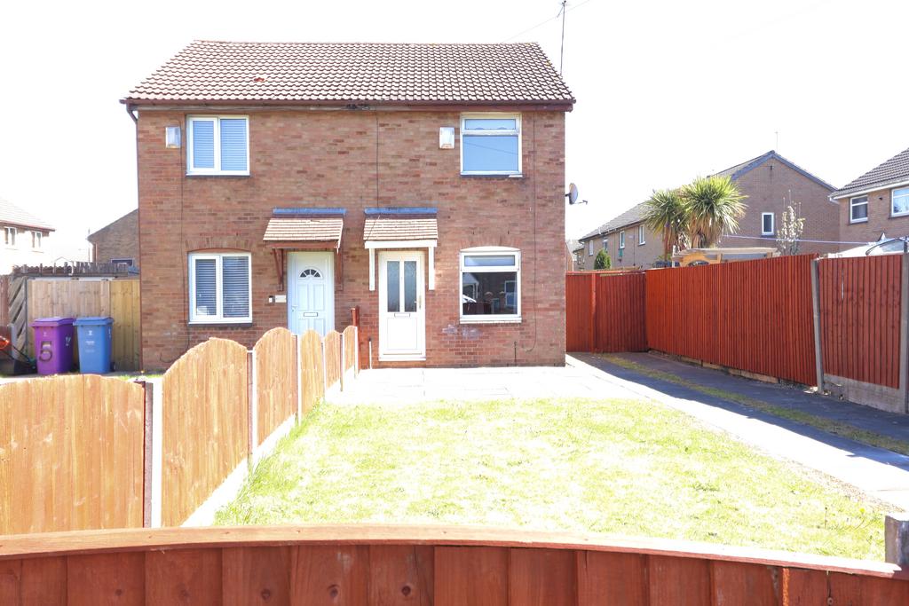 2 bedroom semi-detached house for sale