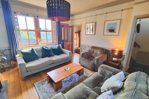 2 bedroom end of terrace house for sale, Half House Lane, Brighouse HD6