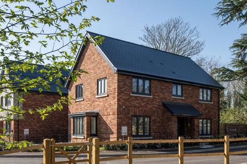 5 bedroom detached house for sale, Turnpike Lane, Ickleford, Hitchin, SG5