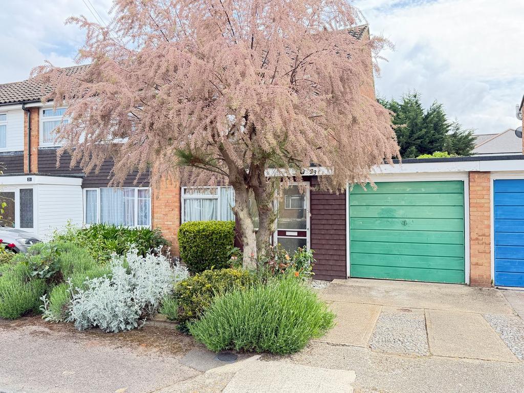 Detached house exterior, garage
