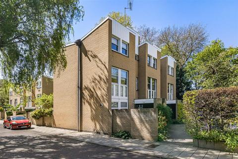 3 bedroom townhouse for sale, Highsett, Cambridge CB2