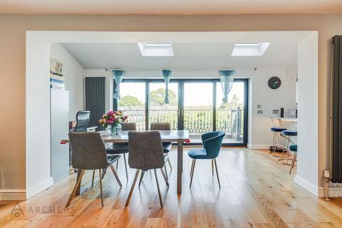 4 bedroom detached house for sale, Hillcote Close, Fulwood, Sheffield