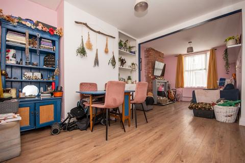 2 bedroom terraced house for sale, Nelson Street, Kettering