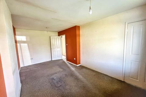 2 bedroom semi-detached bungalow for sale, Ely Way, Grantham, Lincolnshire, NG31 8PG