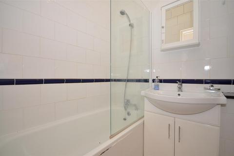 1 bedroom apartment to rent, Hornsey Rise, N19