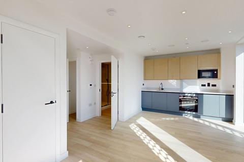 Studio to rent, 37 West Parkside, Greenwich, Greenwich, SE10