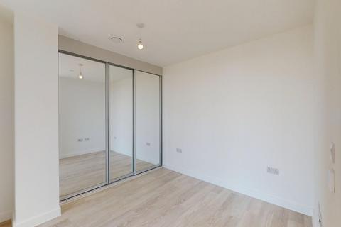 Studio to rent, 37 West Parkside, Greenwich, Greenwich, SE10