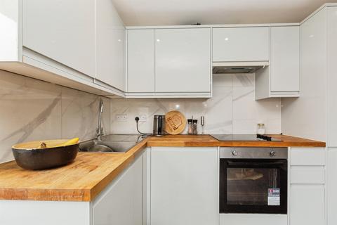 1 bedroom maisonette for sale, Parslow Court, Aylesbury
