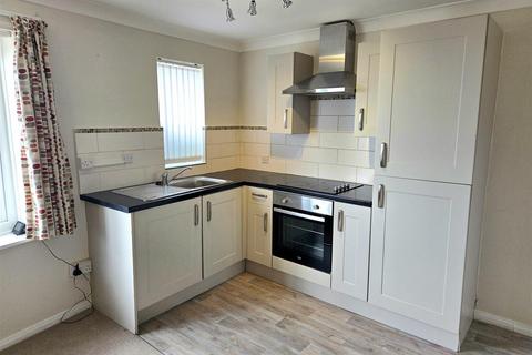 Studio for sale, Camona Drive, Marina, Maritime Quarter, Swansea