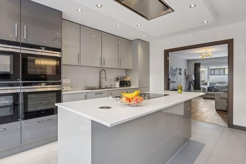 5 bedroom detached house for sale, Stanley Kubrick Road, Uxbridge, UB9