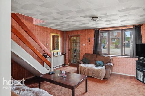 3 bedroom terraced house for sale, Winston Road, Rochester