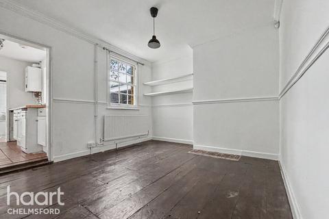 3 bedroom terraced house to rent, Baddow Road, Chelmsford