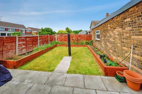 3 bedroom semi-detached house for sale, Turnpike Drive, Luton