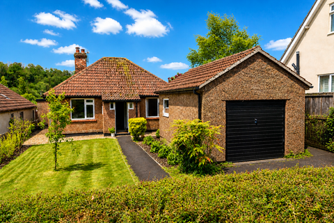 2 bedroom detached bungalow for sale, Bath Road, Wells