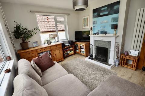 2 bedroom detached bungalow for sale, Bath Road, Wells