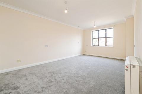 1 bedroom retirement property to rent, 39 Wiltshire Court, 54a Pittmans Gardens IG1