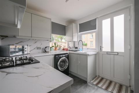 3 bedroom house for sale, Rydings Walk, Brighouse