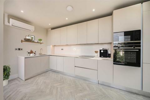 undefined, Sandycombe Road, Richmond TW9