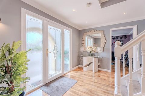 5 bedroom detached house for sale, Lawhill Road, Law, Carluke