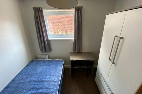 6 bedroom house share to rent, Trafford Street