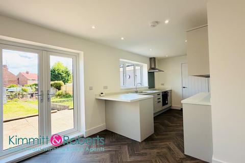 3 bedroom semi-detached house for sale, Watling Avenue, Seaham, Durham, SR7 8JG