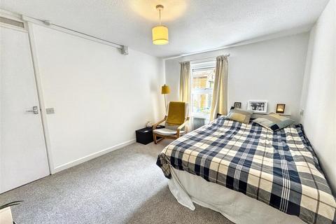 undefined, Cwrt Pencraig, Newport