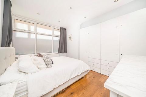 undefined, Egmont Road, Surbiton KT6