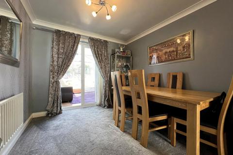 6 bedroom detached house for sale, Finchlay Court, Middlesbrough TS5