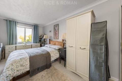 1 bedroom retirement property for sale, Tebbit Close, Bracknell RG12