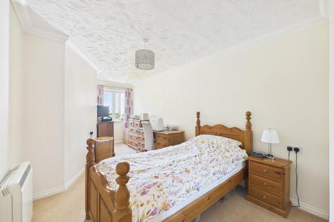 1 bedroom flat for sale, Wealdhurst Park, Dickens Lodge, Flat 17, Broadstairs, CT10
