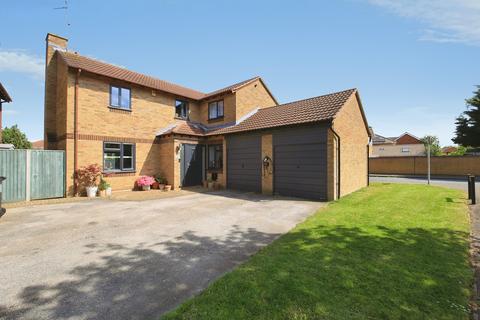 4 bedroom detached house for sale, Sebrights Way, Bretton, Peterborough