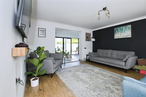 4 bedroom detached house for sale, Sebrights Way, Bretton, Peterborough