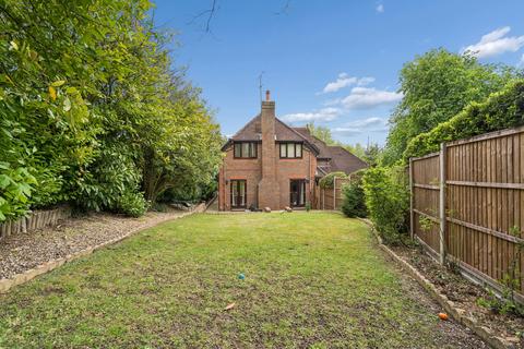 5 bedroom detached house for sale, Batchworth Lane, Northwood HA6