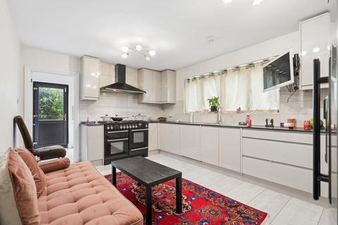 5 bedroom detached house for sale, Batchworth Lane, Northwood HA6
