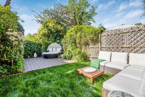 2 bedroom terraced house for sale, Ronver Road, Lee, London, SE12