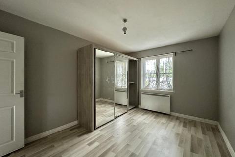 1 bedroom flat for sale, Reid Close, Hayes