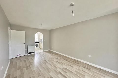1 bedroom flat for sale, Reid Close, Hayes