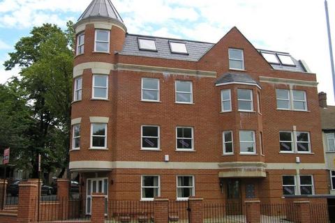 2 bedroom flat to rent, Kirkdale Sydenham SE26