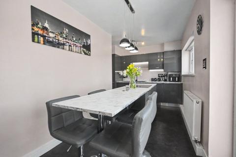 3 bedroom semi-detached house for sale, Melton Road, Wakefield, West Yorkshire