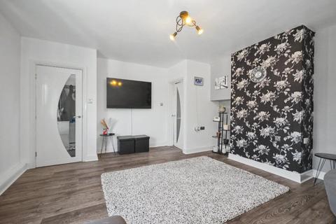 3 bedroom semi-detached house for sale, Melton Road, Wakefield, West Yorkshire