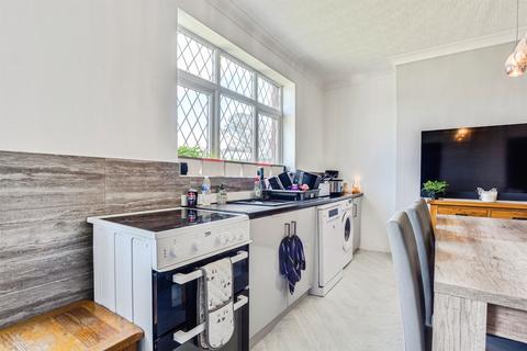 3 bedroom semi-detached house for sale, Walton View, Crofton, Wakefield
