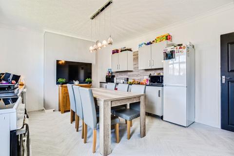 3 bedroom semi-detached house for sale, Walton View, Crofton, Wakefield