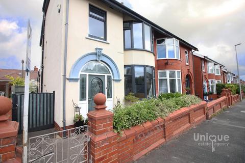 Semi-detached house - Cavendish Road, Bispham, Blackpool, FY2