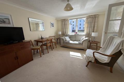 1 bedroom flat for sale, Quay Street, Truro