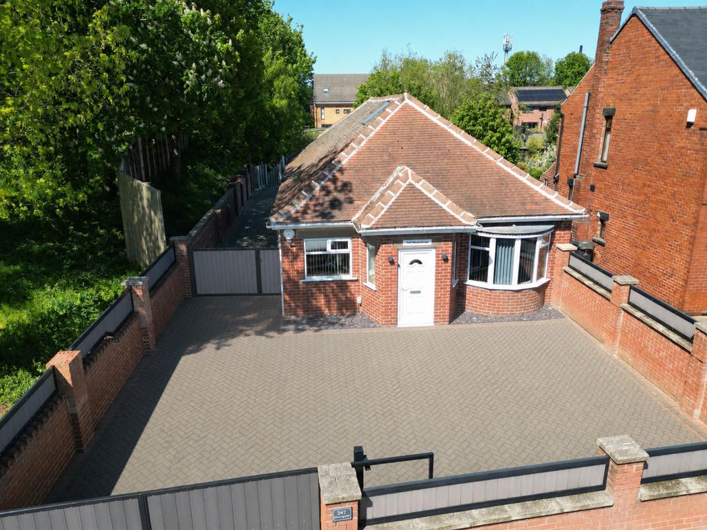 3 bedroom detached bungalow for sale