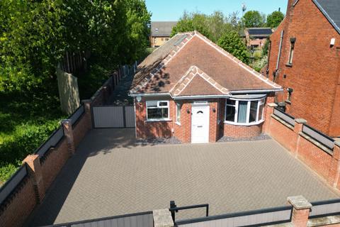 3 bedroom detached bungalow for sale, Dodworth Road, Barnsley, S70