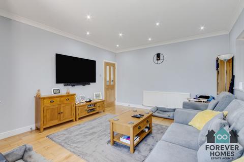 3 bedroom detached bungalow for sale, Dodworth Road, Barnsley, S70